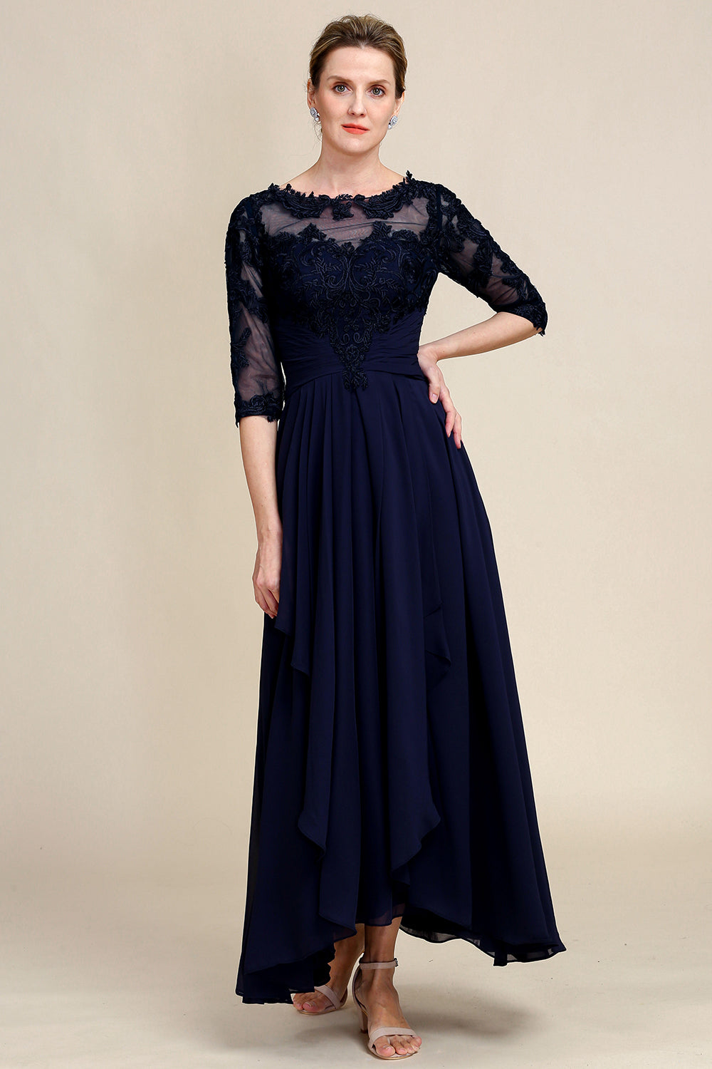 Robe de mère de mariée marine asymétrique à manches longues