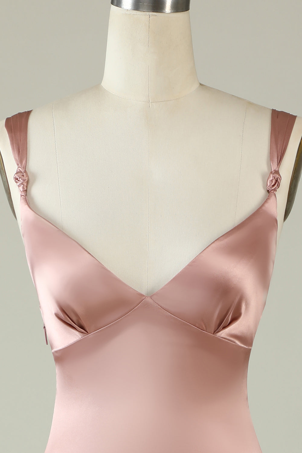 Robe de demoiselle d’honneur asymétrique blush avec fente