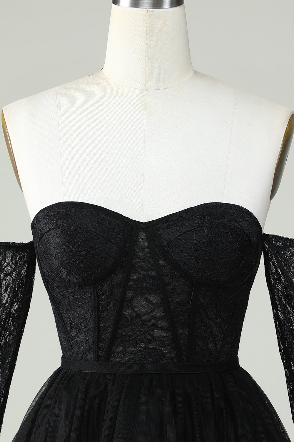 Une ligne de l’épaule Corset noir Robe de cocktail à manches longues