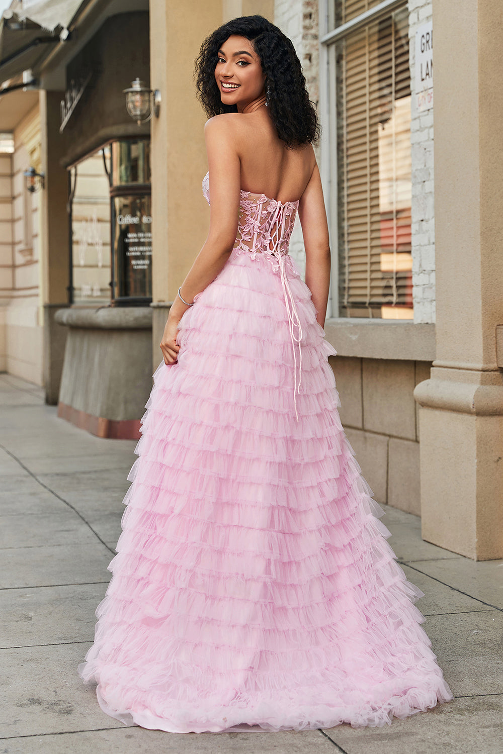 Rose A-ligne bustier à plusieurs niveaux long Corset robe de soirée avec dentelle