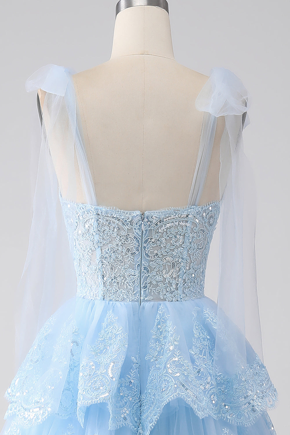 Bleu clair chérie noeud papillon bretelles à plusieurs niveaux Tulle Sequin robe de soirée avec Appliques