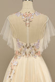 Jaune longue robe de bal avec appliques