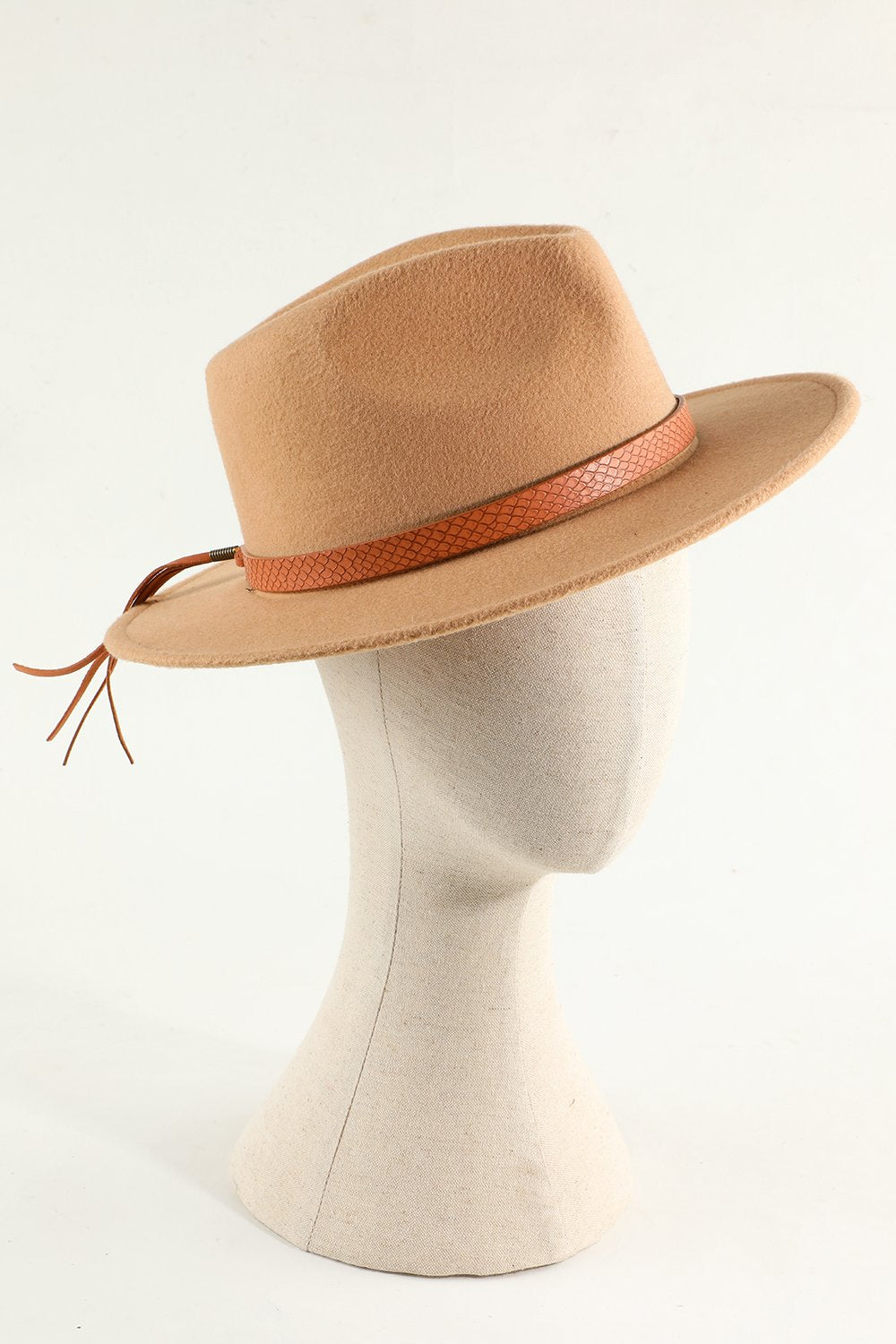 Chapeau formel noir
