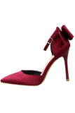 Talons de bal en satin de Bourgogne avec nœud papillon