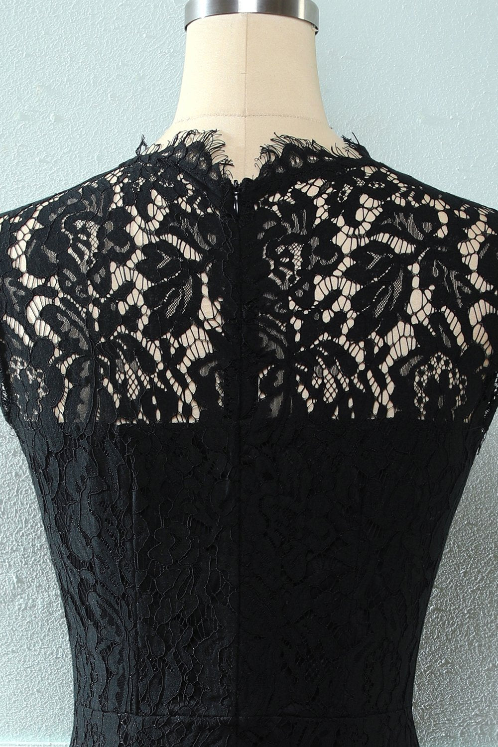 Robe en dentelle Black Bodycon