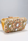 Pochette brodée de fête avec perles