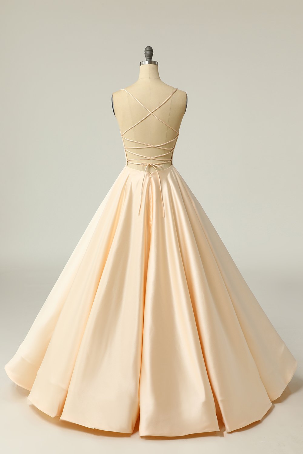 Robe de bal en satin sans dos bleu royal