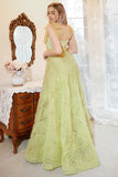 Une ligne Spaghetti Straps Light Green Tulle Plus Taille Robe de bal