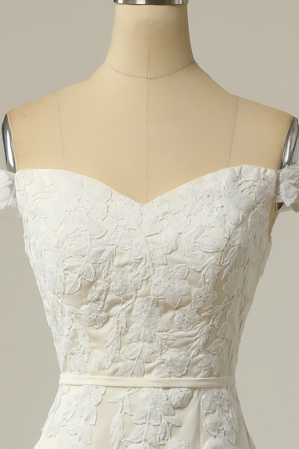 Mermaid Off the Shoulder Robe de mariée blanche avec appliques