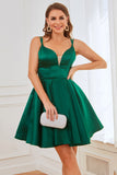 Robe de bal courte en satin vert