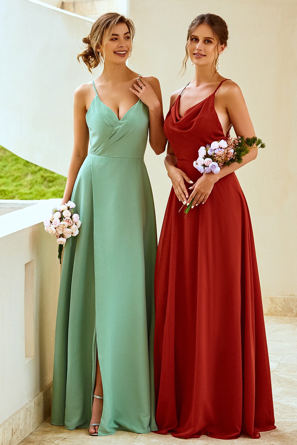 Robe de demoiselle d’honneur longue vert clair avec fente