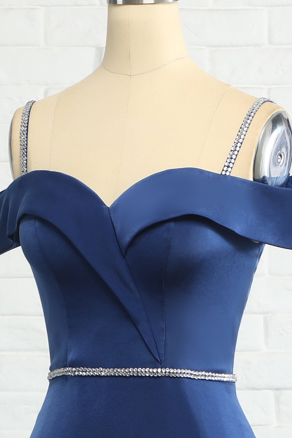 Mermaid Off the Shoulder Navy Robe de demoiselle d’honneur avec perles