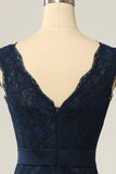 Robe mère fourreau en dentelle marine