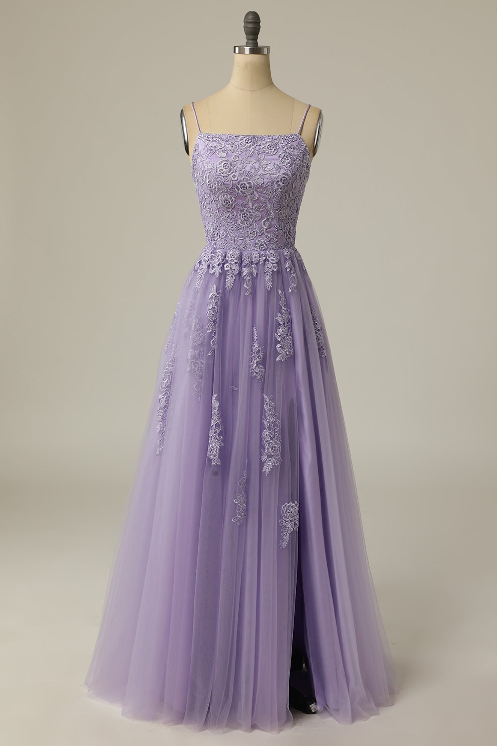 Une ligne bustier violet clair robe de bal de finissant avec des appliques