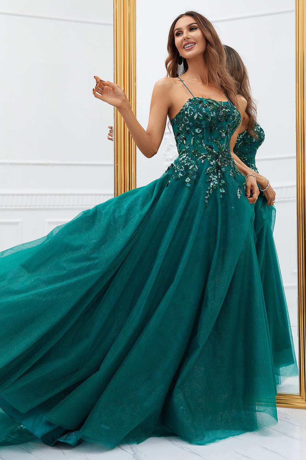 Robe de Soirée longue en tulle vert foncé scintillante avec appliques