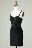 Fourreau Bretelles Spaghetti Robe de Cocktail Courte Noire avec Appliques