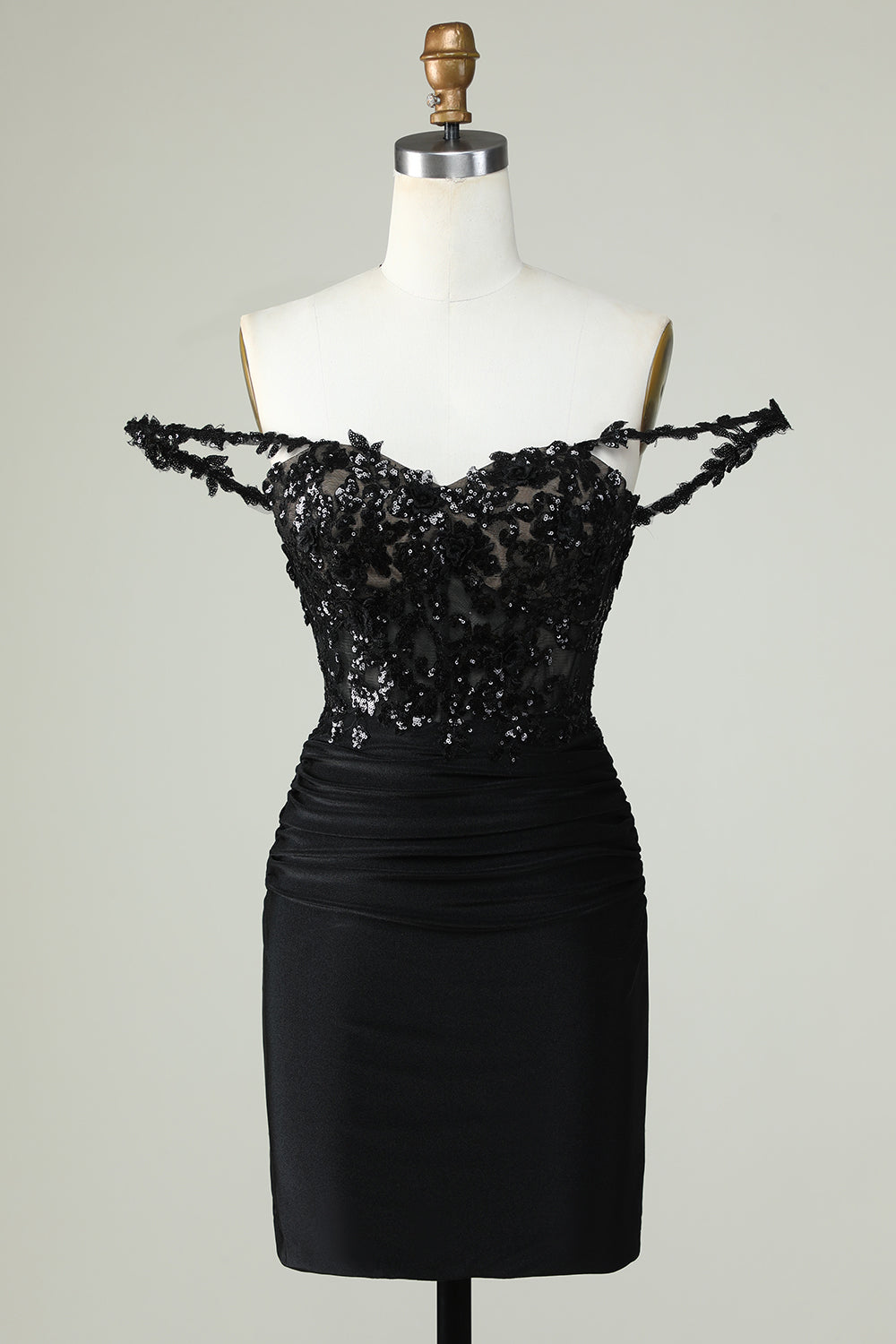 Fourreau Bretelles Spaghetti Robe de Cocktail Courte Noire avec Appliques