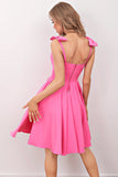 Robe de cocktail courte rose