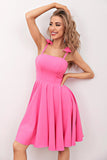 Robe de cocktail courte rose