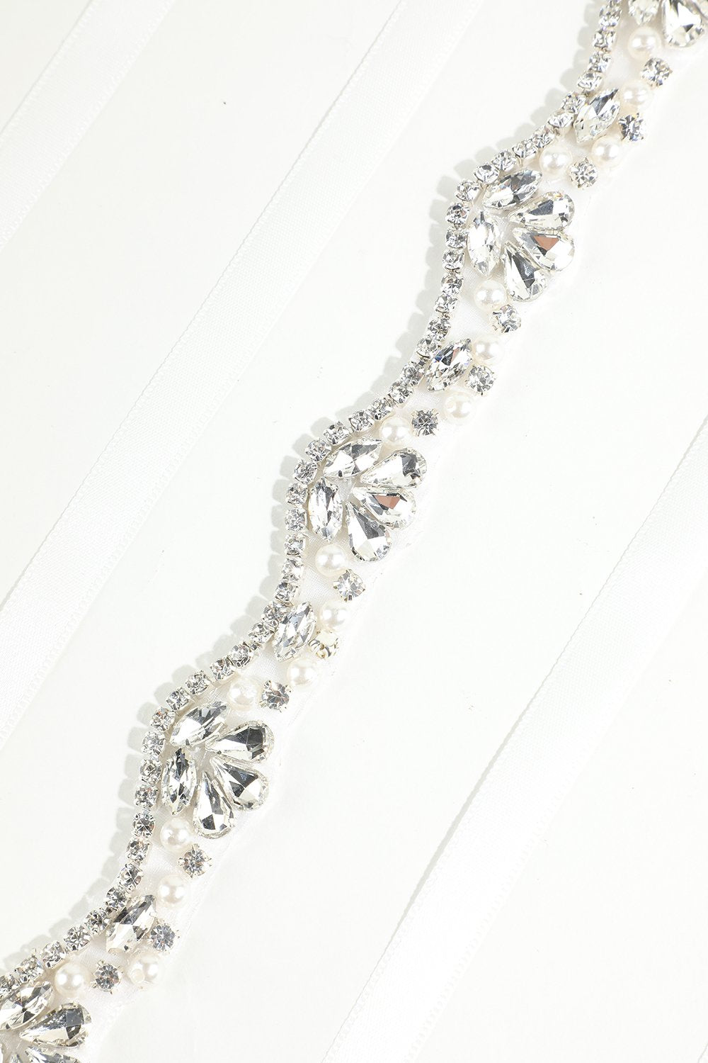 Ceinture blanche avec Rhinstone