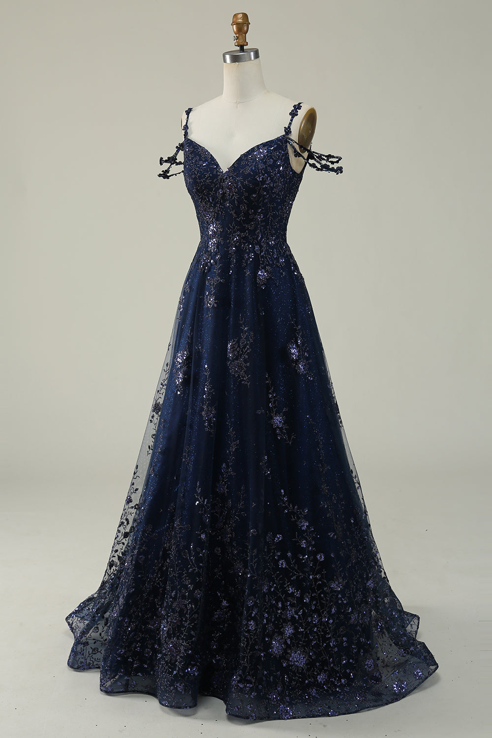 Robe de soirée longue bleu marine à épaules dénudées et appliqués