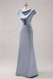 Robe de demoiselle d’honneur à col bénitier en satin bleu gris avec manches cape