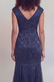 Robe longue sirène à col en V à col en V vert sauge avec fente