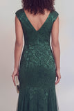 Robe longue sirène à col en V à col en V vert sauge avec fente