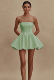 Robe blanche courte sans bretelles coupe A