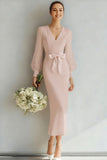 Robe de mariée blanche à manches longues à fourreau en V avec nœud