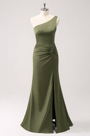 Olive une épaule sirène satin longue robe de demoiselle d’honneur