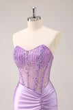 Robe de soirée moulante à sequins sans bretelles lilas avec corset froncé