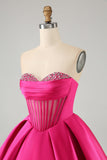 Jolie robe de bal corset en cœur fuchsia a ligne avec perles