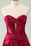 Robe de cocktail sans bretelles en satin bordeaux ligne A chérie