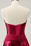Robe de cocktail sans bretelles en satin bordeaux ligne A chérie