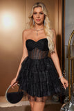 Robe de cocktail corset à plusieurs niveaux en forme de ligne A scintillante et mignonne noire