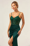 Vert foncé Sirène Spaghetti Bretelles Corset Satin Longue Robe de demoiselle d’honneur avec fente