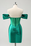 Robe de soirée Court moulante en satin vert à épaules dénudées avec perles