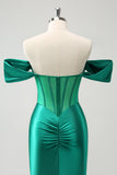 Robe de soirée Court moulante en satin vert à épaules dénudées avec perles