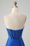 Robe de soirée court bustier sans bretelles moulante bleu royal scintillante avec perles