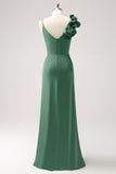 Robe de demoiselle d’honneur en satin plissé vert olive avec fente