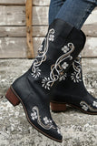 Bottes western noires brodées à bout pointu et à talon épais