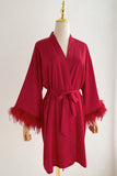 Robe de demoiselle d’honneur rouge avec plume