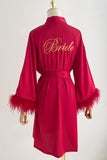 Robe de demoiselle d’honneur rouge avec plume