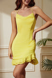 Robe de soirée courte moulante à bretelles spaghetti jaunes