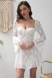 Mini robe de soirée trapèze brodée corset blanc