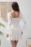 Mini robe de soirée trapèze brodée corset blanc