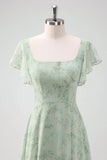 Robe de demoiselle d’honneur florale imprimée gris vert avec fente