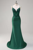 Robe de bal longue en satin froncé avec perles