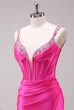 Robe de bal à bretelles spaghetti sirène fuchsia corset à paillettes avec fente